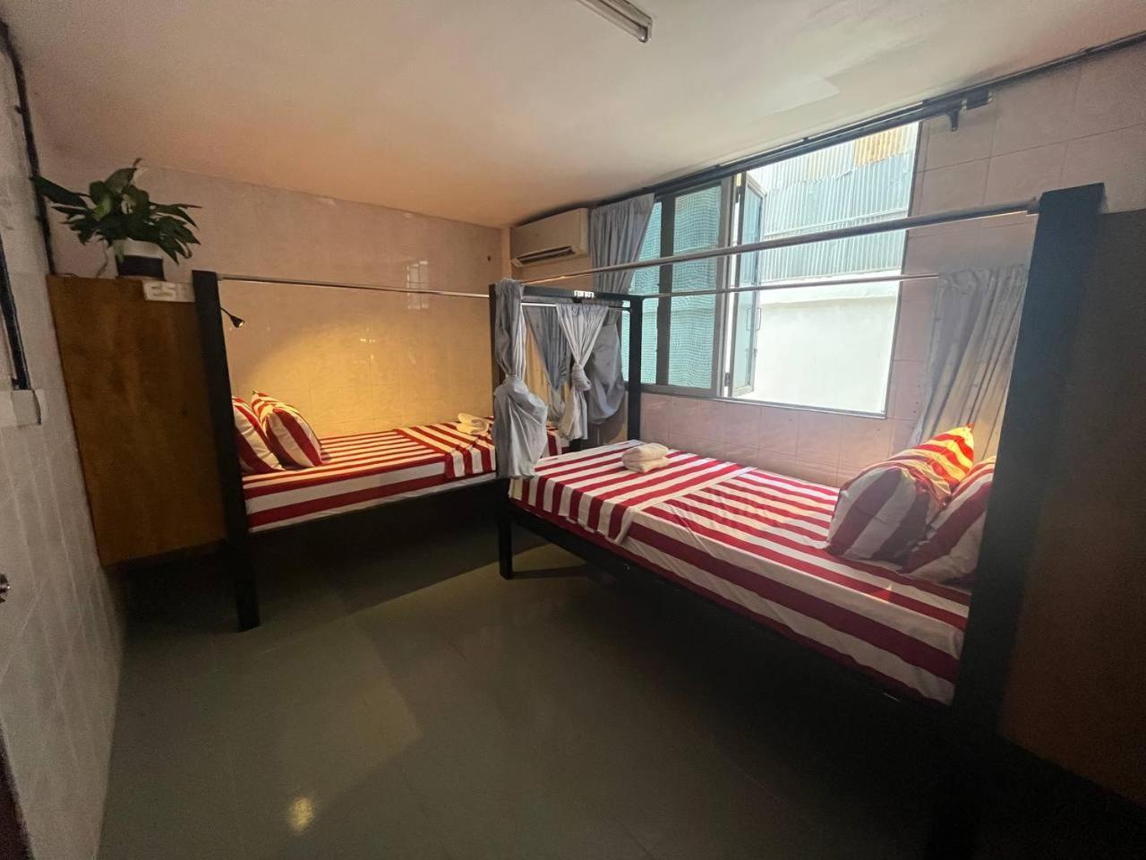 Por Chey Guesthouse バッタンバン エクステリア 写真