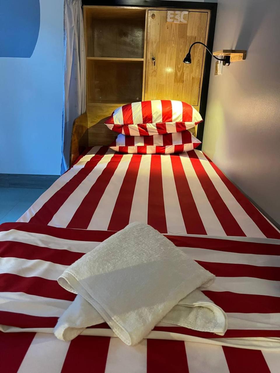 Por Chey Guesthouse バッタンバン エクステリア 写真