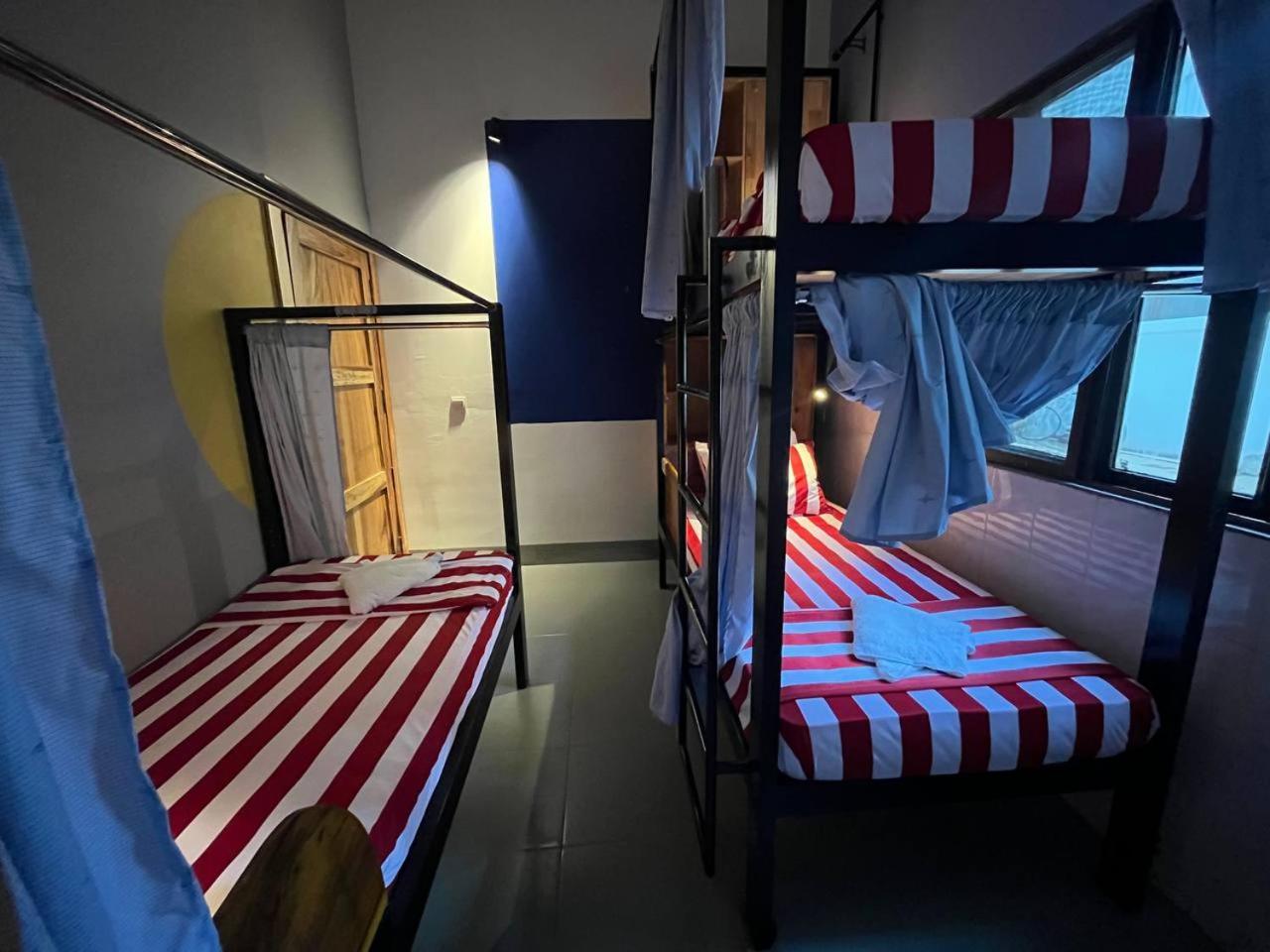 Por Chey Guesthouse バッタンバン エクステリア 写真