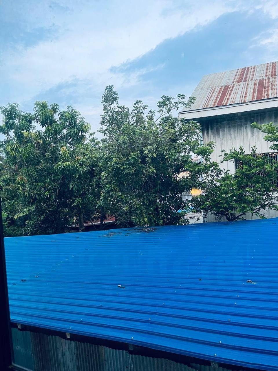 Por Chey Guesthouse バッタンバン エクステリア 写真