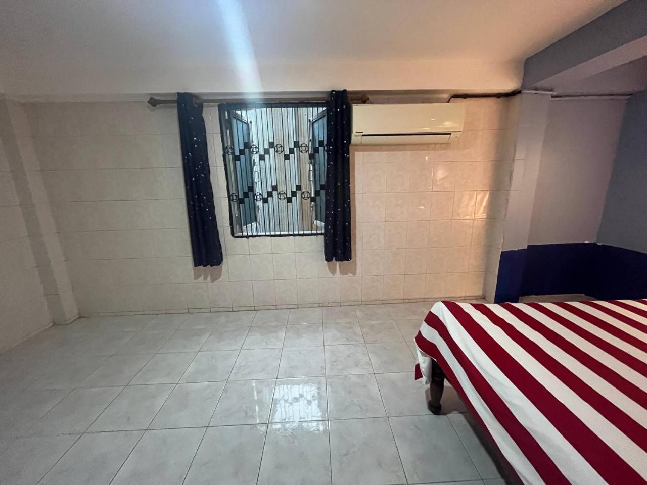 Por Chey Guesthouse バッタンバン エクステリア 写真