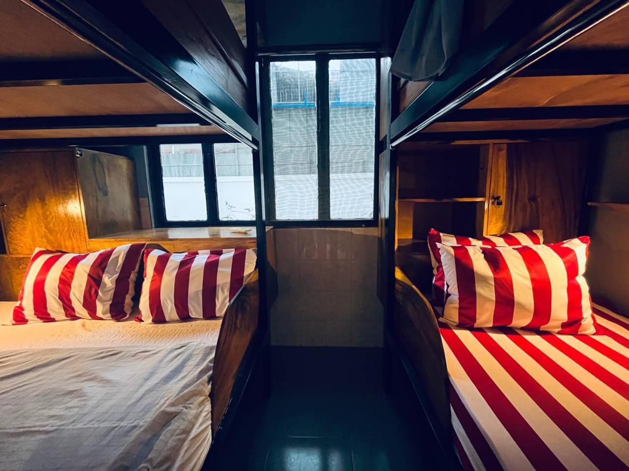 Por Chey Guesthouse バッタンバン エクステリア 写真