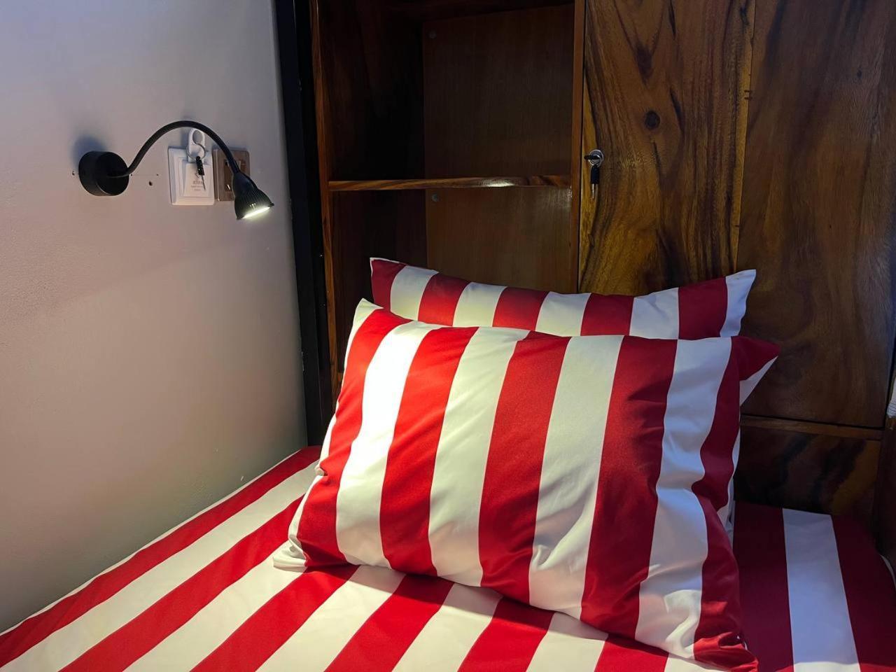 Por Chey Guesthouse バッタンバン エクステリア 写真