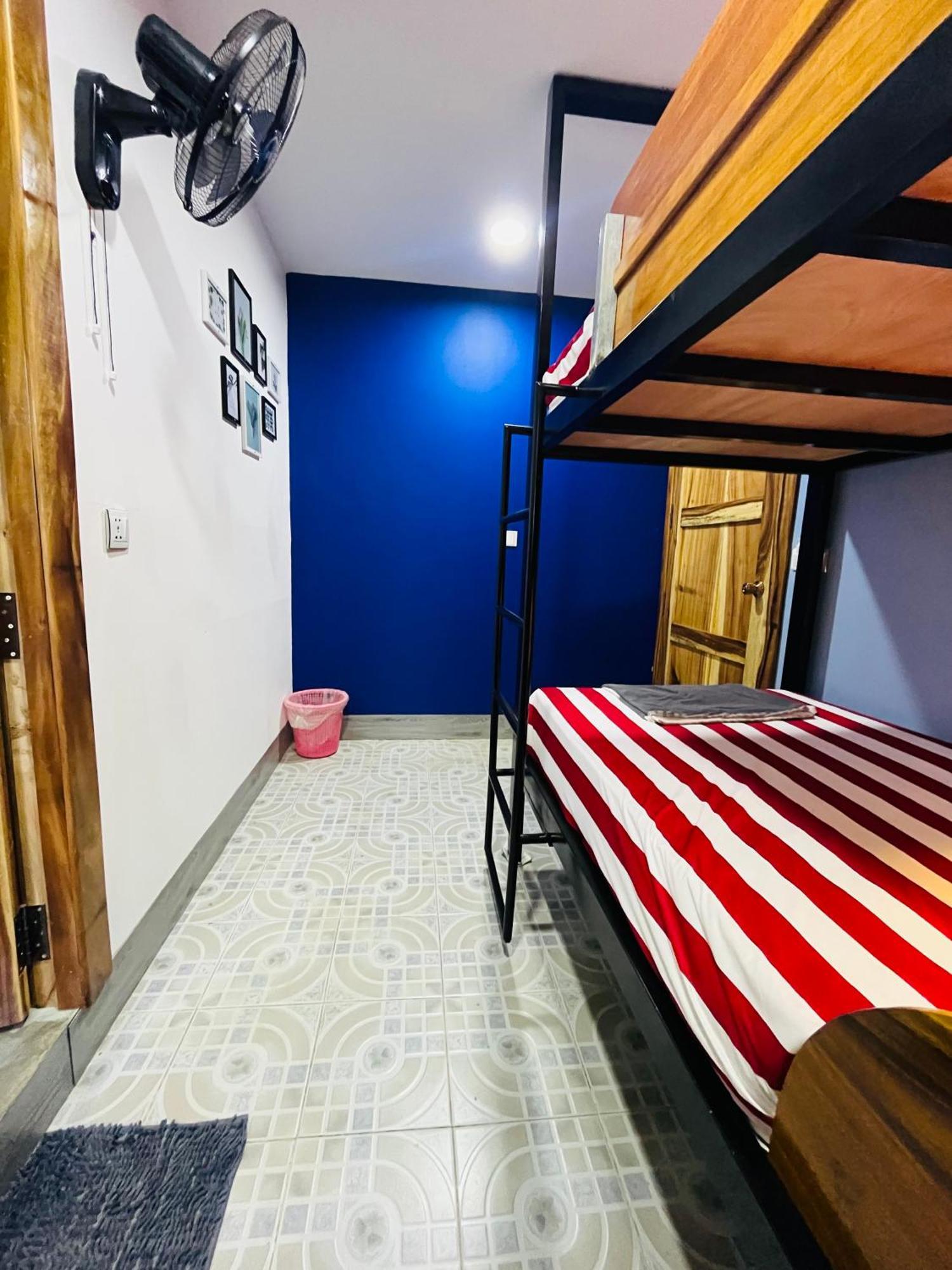 Por Chey Guesthouse バッタンバン エクステリア 写真